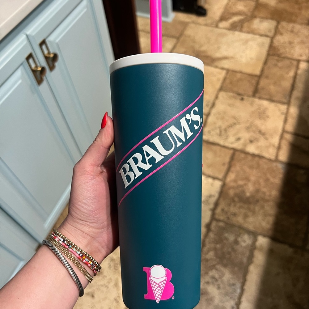 Simple Modern Braums cup
